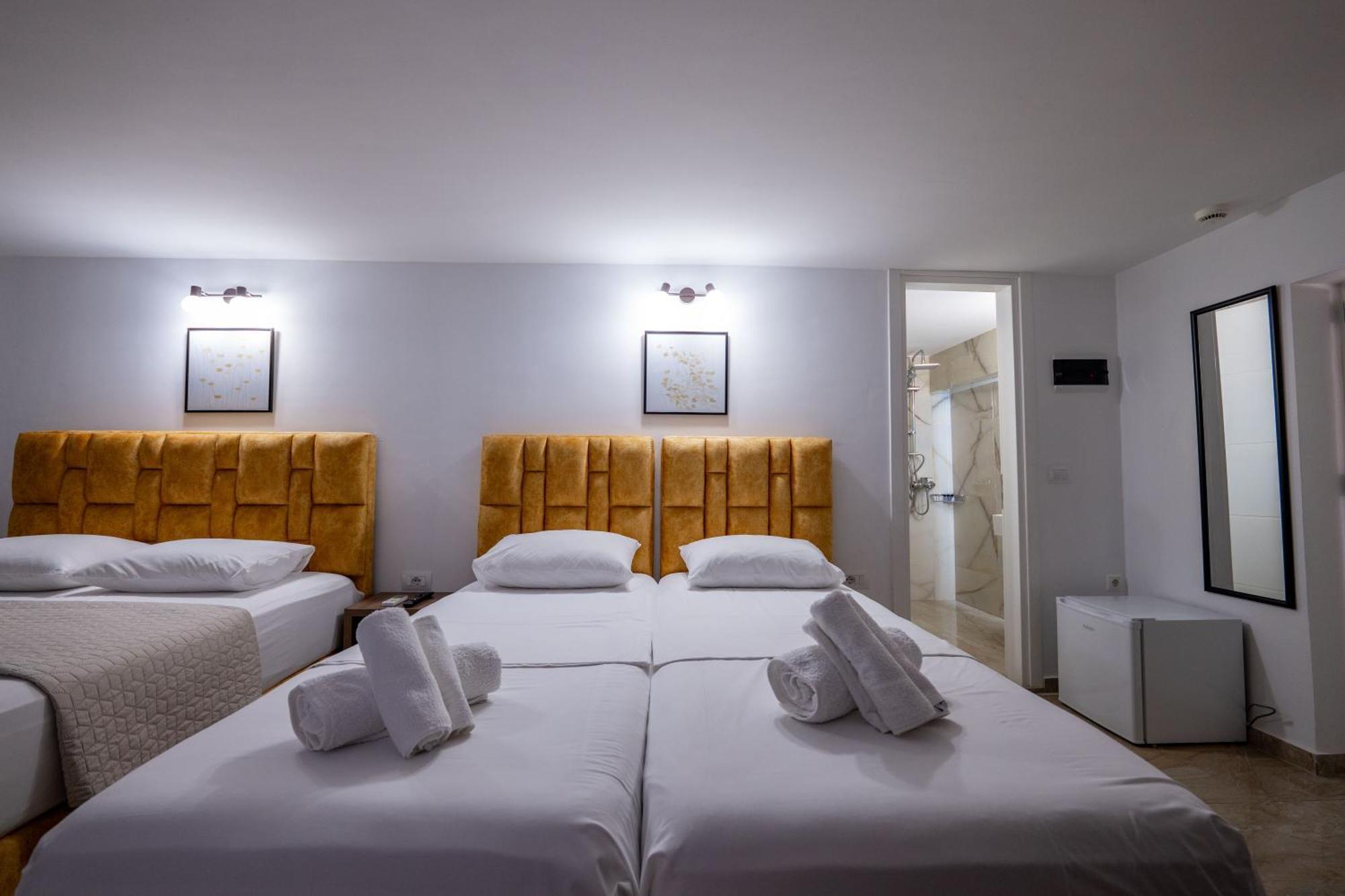 Hotel Elite Саранда Экстерьер фото
